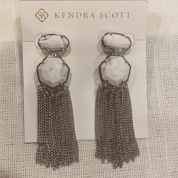 Kendra Scott Tae Earrings in White Howlite - Picture 2 of 3